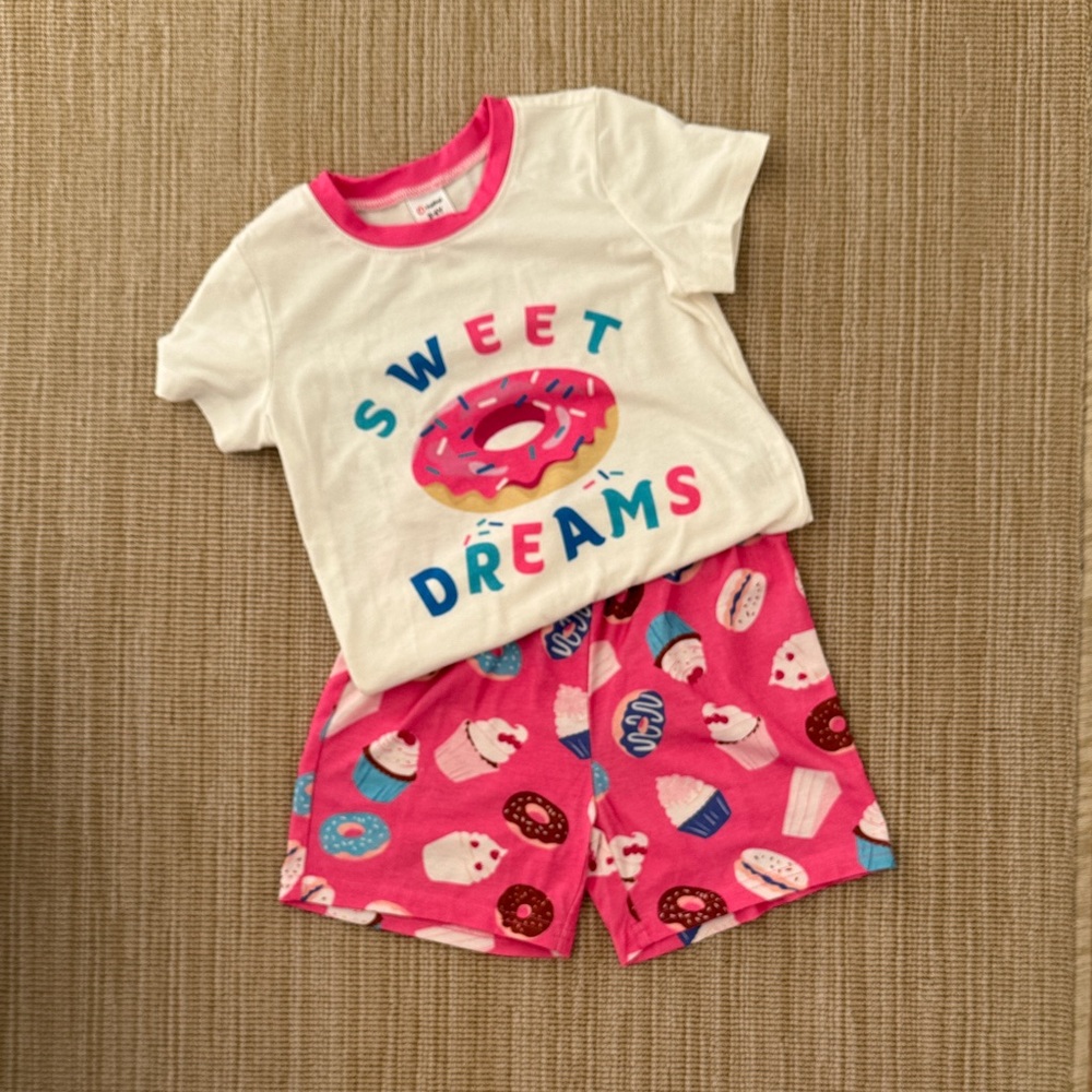 Sweet Dreams Toddler Pajamas Set - Pink and White